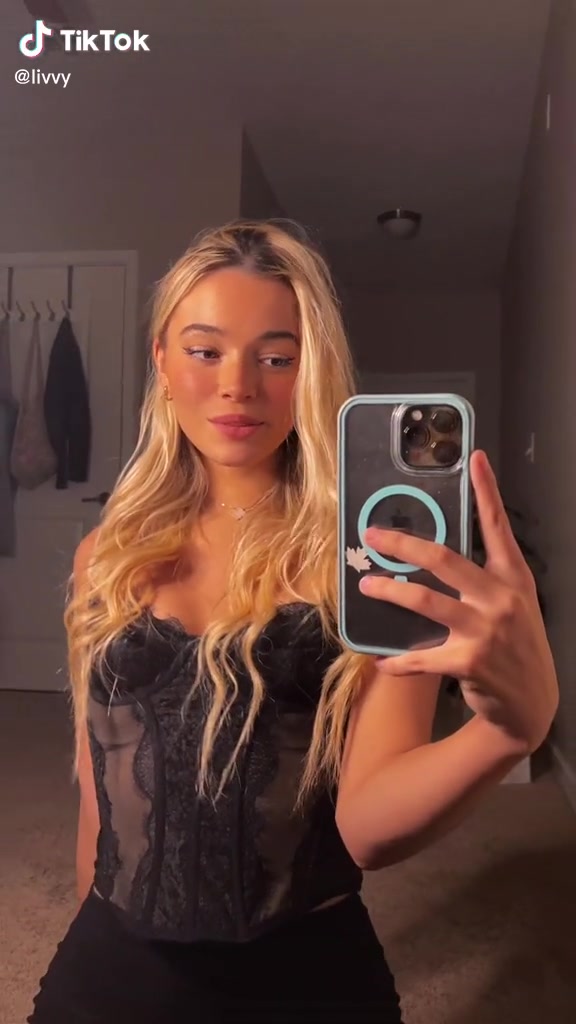 Hot Teen Livvy Dunne so Beauty in Black Lingerie