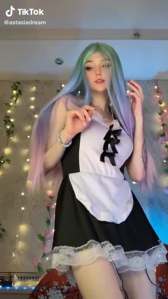 Maid Astasia Dream Sexy Dance – She so Beauty