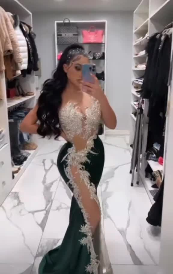 DAMN!!! Jailyne Ojeda – Look BOOTY of her , It’s so BIG