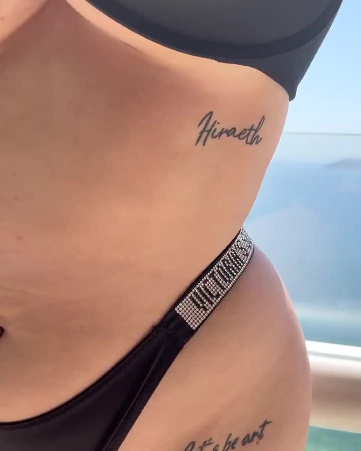 Camm Landi Show Erotic Big BOOBS | Hot Video