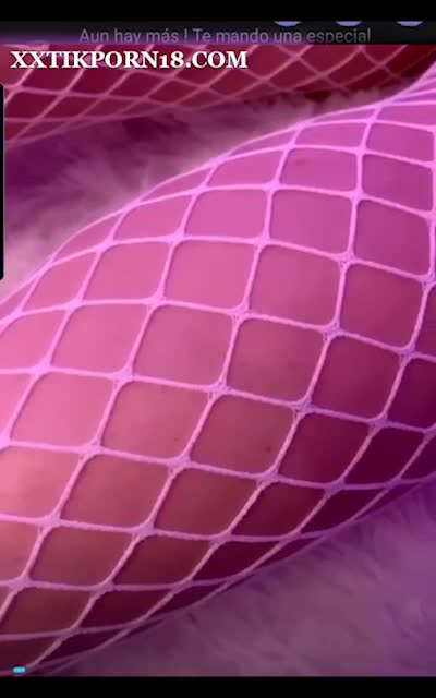 Angigss Show Off Hot Body on bed – 0nlyF leak video