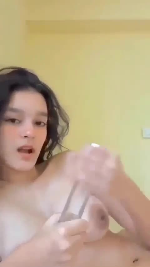 Apolonia La Piedra Solo – Show off nice Pussy