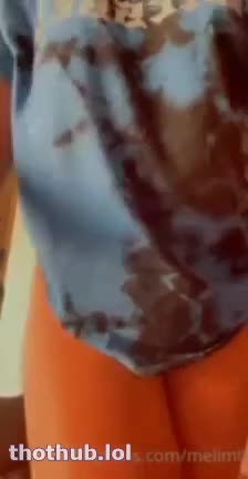 Melimtx Love To Show Off Lustful Body In Sexy Bikini – Leaked Video