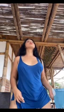 Alejandra Quiroz onlyfans leak – No panties show erotic dance