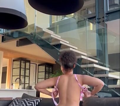 Angelaincollege onlyfans leak – Bra off