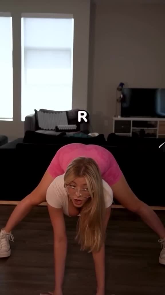 Riley Mae Lewis onlyfans leak latest video