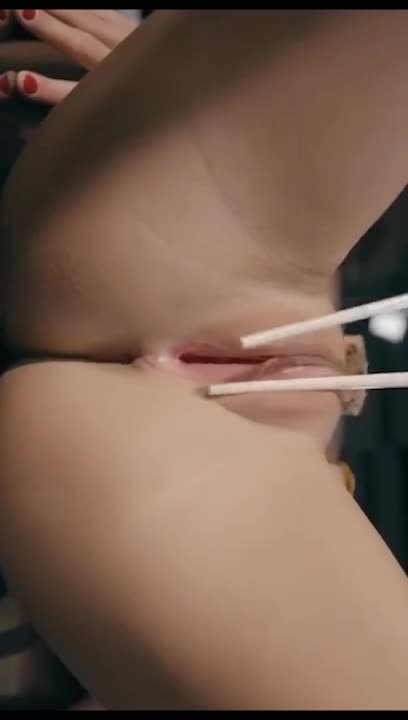 Laura Sommaruga Onlyfans leaked – Perfect pussy Spreading so lewd