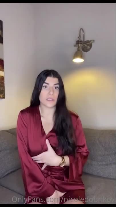 Nicole Dobrikov onlyfans leaked – Naked body in towel