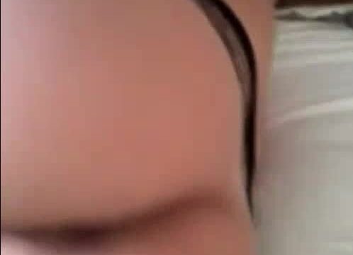 Valentina Midget onlyfans leaked – Masturbates with a Sex toy