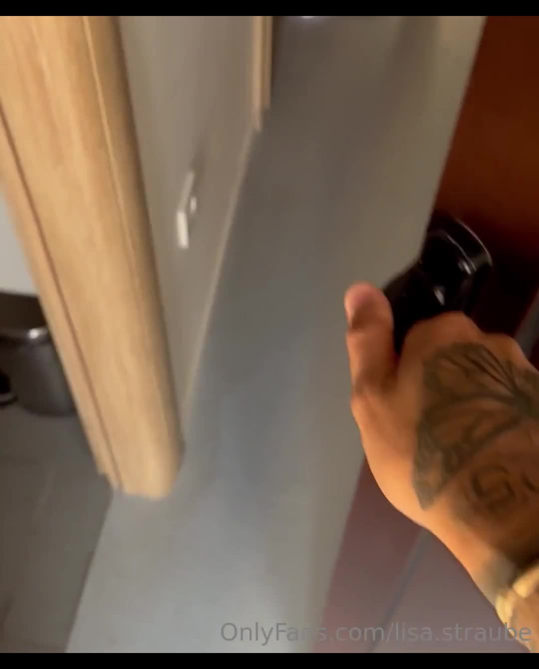 lisa straube onlyfans leak – Nude let bf groping juicy ass