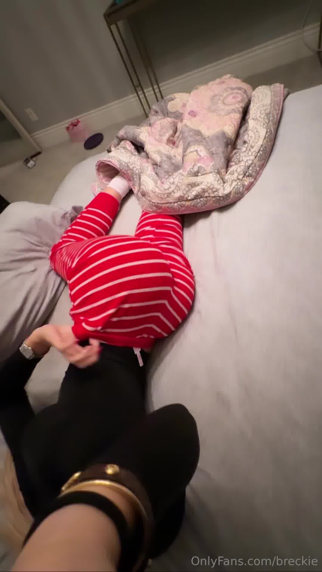 Breckie Hill selfie ass reveal Video Leaked