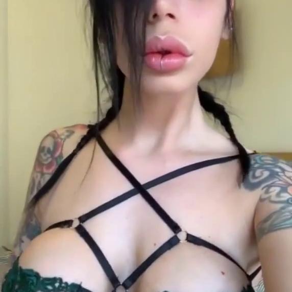 Alexis Mucci Topless Snapchat Nudes