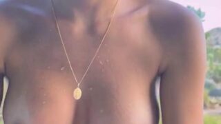 Chanel Uzi Nude Hot Bathtub Striptease Video Leaked