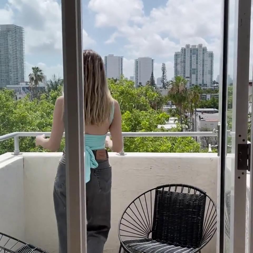 Megnutt02 Nude Teasing in Balcony Video Leaked