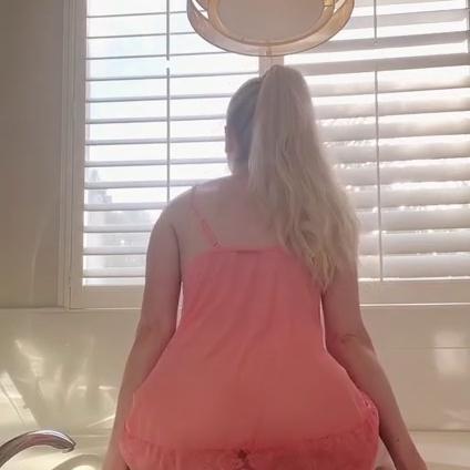 MsFiiire Nude Dildo Blowjob Masturbating Porn Video Leaked