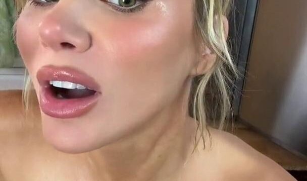Sara Underwood Nude Banana Sucking Video Leaked