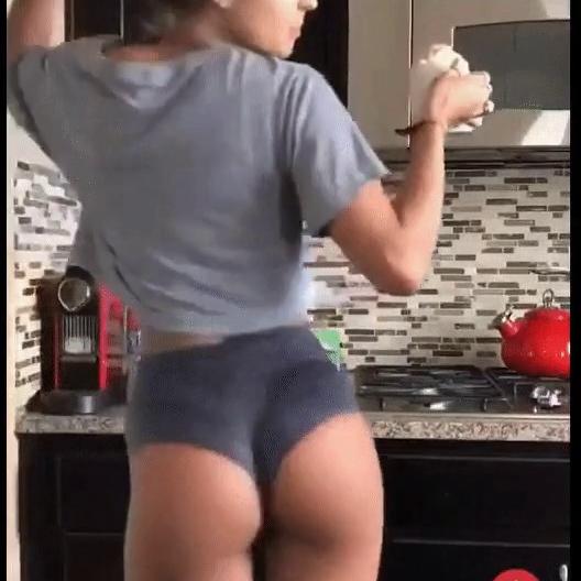 Sommer Ray Nude Nip Slip Leaked Video