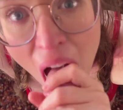 EatPrayDong Sucks Tall Guy Dick Onlyfans Video Leaked