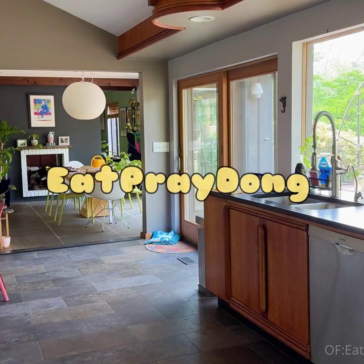 EatPrayDong Kitchen Counter Fuck Video Leaked