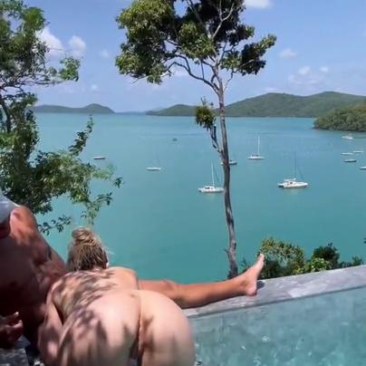 ScarlettkissesXO Sex By The Pool Onlyfans Video Leaked